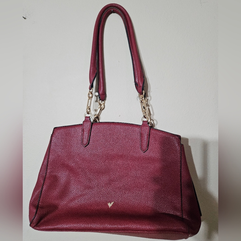 Elegant Burgundy Handbag